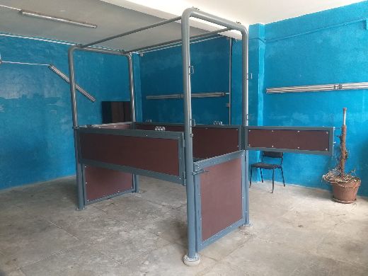 изготовление станка для фиксации лошади