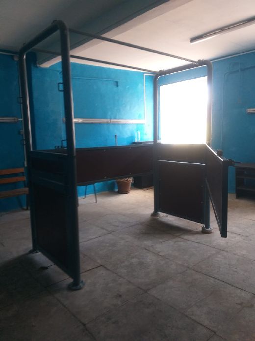 изготовление станка для фиксации лошади